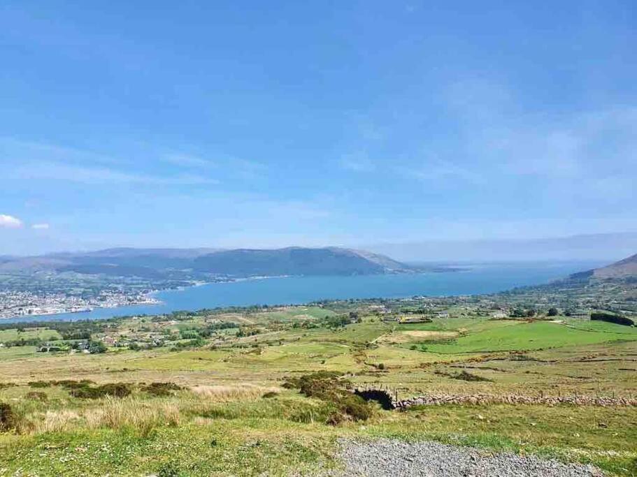 Mountain House Omeath Near Carlingford Villa O Meith Exterior photo