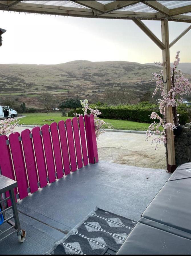 Mountain House Omeath Near Carlingford Villa O Meith Exterior photo
